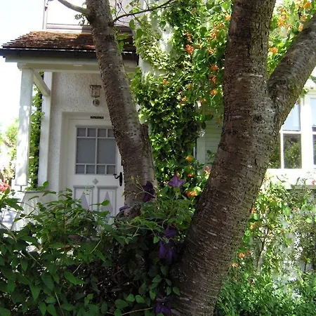 Bluetenperle - Altstadtnah Im Gruenen - Apartmán